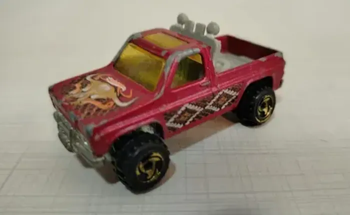Miniatura Wild Frontier Power Plower Hot Wheels 1/64