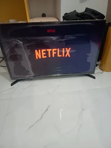Tv Smart 32 polegadas completa de tudo