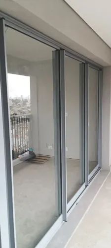 Portas blindex 10mm moldura alumínio suprema