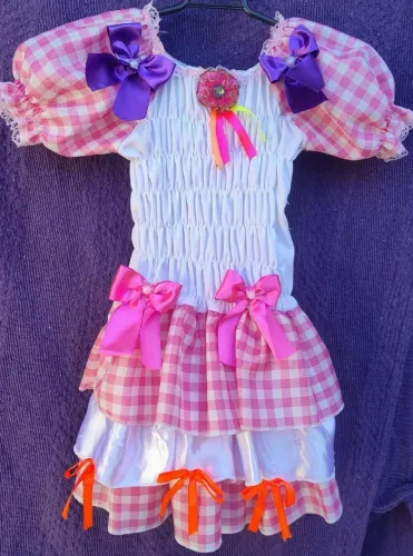 Vestido Infantil Festa Junina - Detalhes Encantadores!