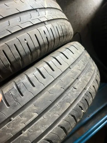 Pneu 185/65/15 Continental 85 % Vida