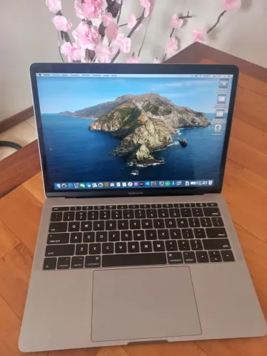 MacBook本体 P79)MacBook Pro 13 i5 8G 256G 2017 OTH Produtos - Macbook Pro 2017, MUHN2LL/A, Tela de 13.3