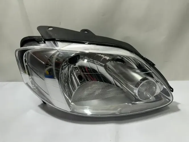 Farol direito fox spacefox Crossfox foco simples 2004 2005 a 2010 original novo