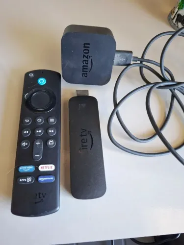 Fire TV Stick 4K Amazon (2ª Geração 2023) - Wi-Fi 6 e Dolby Vision