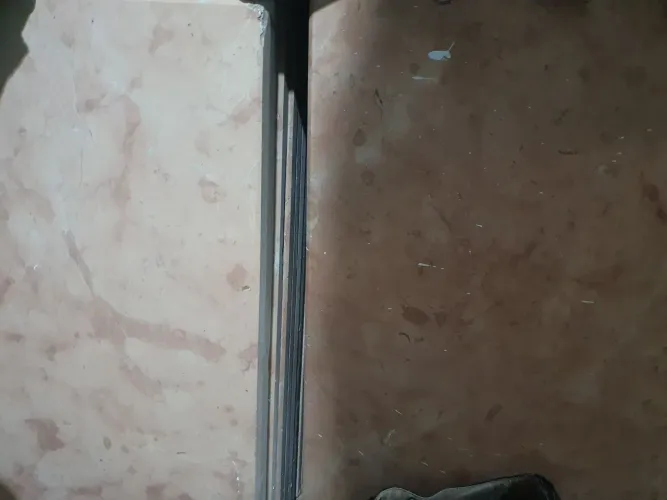 Mármore rosa 60 x 60 50 peças