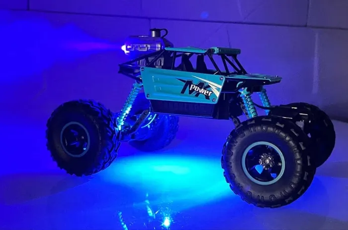 . Carrinho RC Off Road 4x4 Alta Performance - Bateria Recarregável e Rodas de Borracha