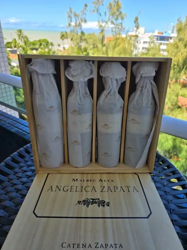 Kit de vinhos Catena Zapata Malbec Alta e Nicola Catena Bonarda