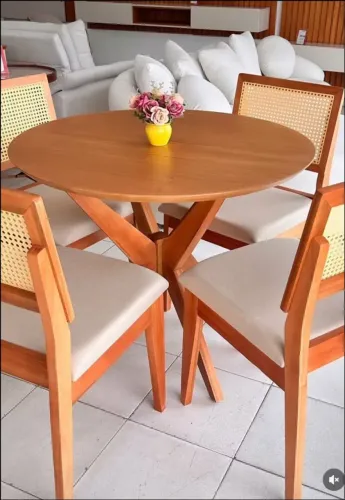 Mesa De Jantar 4 Cadeiras Redonda Agn Em Madeira - Novo e Embalado!!