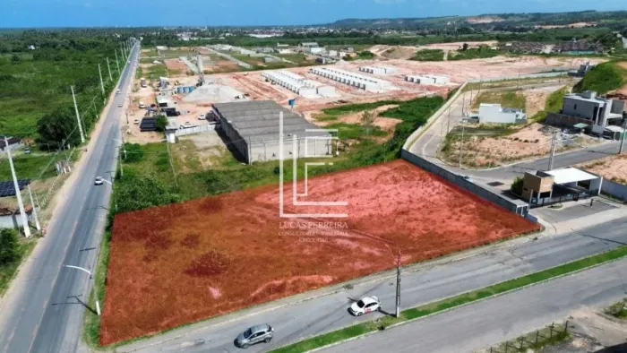 Área de 2.592m² em excelente localização entre os condomínios Porto Monte e Porto Canoas