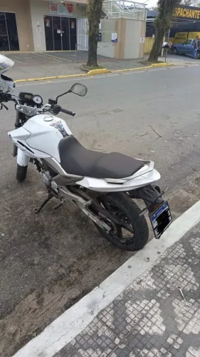 Moto Fazer YS250 2014