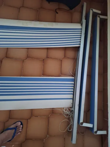 Persianas horizontais listradas