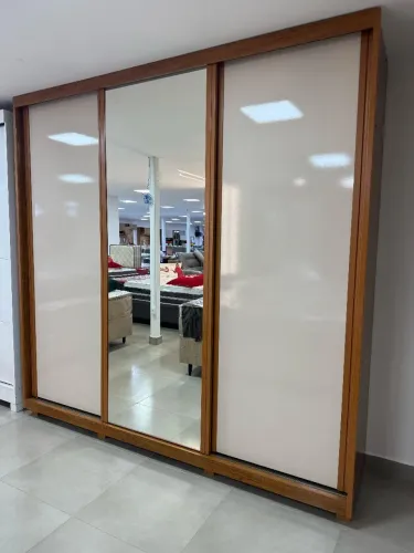 Guarda roupa de portas de correr casal 100% MDF