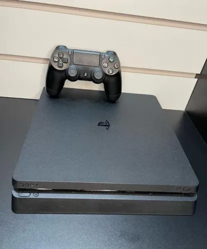 PS4 Slim semi novo com garantia