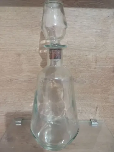 Garrafa licoreira 760 ml com 5 taças 