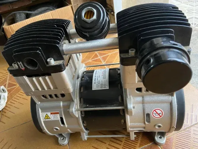 Compressor de Ar Sem Oleo 1500W 2HP Elétrico Portátil