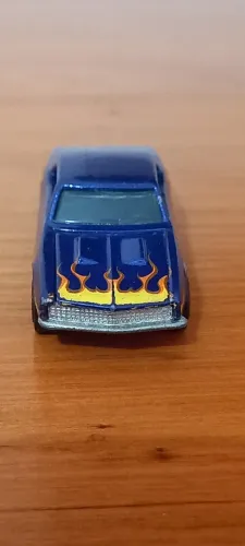 1967 Chevy Camaro - Hot Wheels 2007 Camaro 2/4