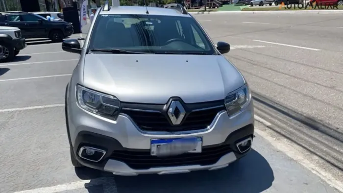 Renault Stepway Zen Mec 1.6// Flex//2023 (Alessandra)