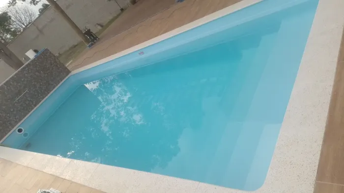 Faixas corretivas em piscinas