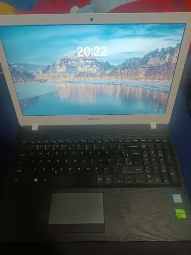 Notebook Samsung X23 com placa de vídeo dedicada