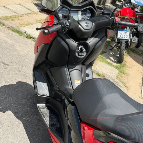 Yamaha xmax 250 2024