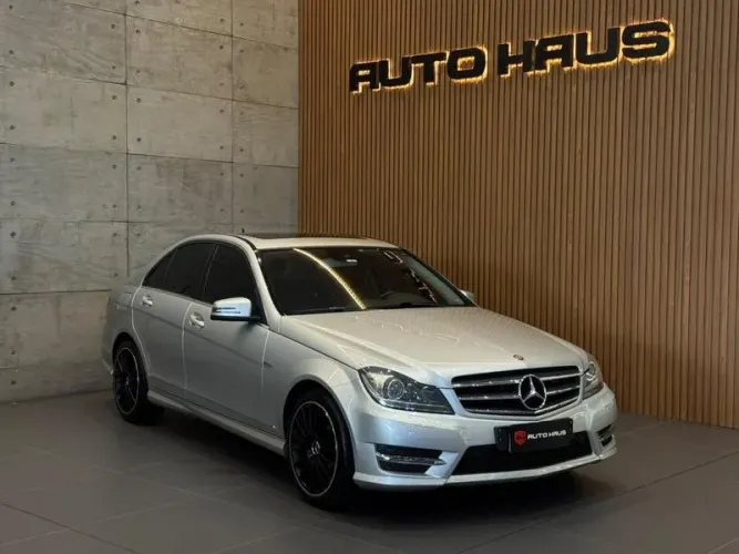 Mercedes-Benz C-200 EQ Boost 1.5 TB 16V 183cv Aut. 2014