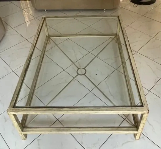 Mesa de centro de vidro