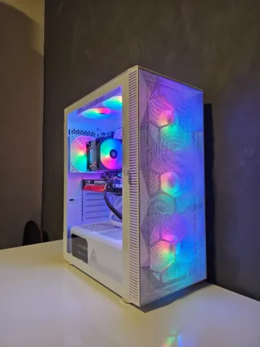 PC Gamer - Xeon 2682 V4 - GTX 1650 - 16GB DDR4