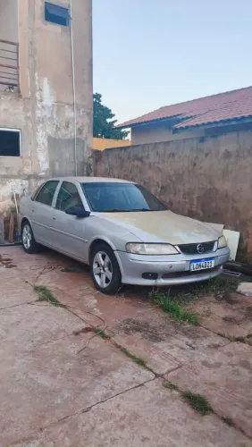 Chevrolet Vectra GLS/ Challenge 2.2 MPFI 16V 2002