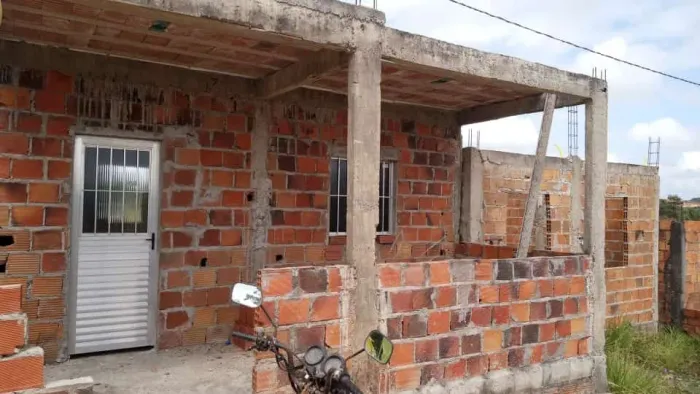 Casa ilha/ Tairu