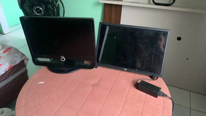 Vendo 2 monitores 