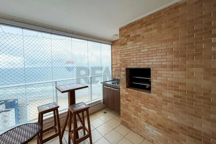 Apartamento Mobiliado para Locação Definitiva  Frente Mar | Conforto, Vista Permanente e L