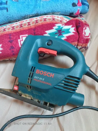 Serra elétrica industrial Bosch Professional Gst 65E