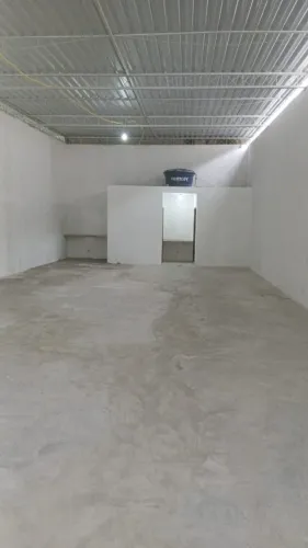 alugo loja Recreio de 250m2 dois banheiros