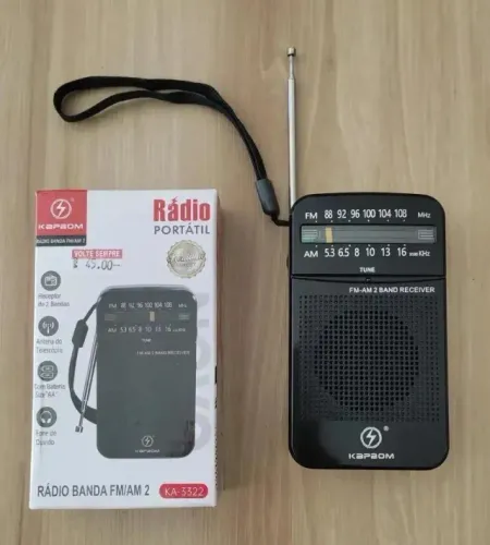 Radio de pilhas tradicional ? pega AM/FM ? modelo retrô apenas 45,00 