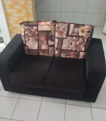 Sofá dois lugares semi novo
