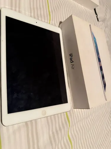 iPad Air 1ª Geração 16GB Wi-Fi Prata A1474 Com Caixa Original
