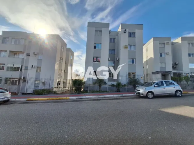 Excelente Apartamento 2 dormitório(s) em Capoeiras - Florianópolis