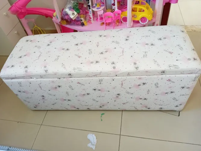 Vendo bau infantil novo e grande 