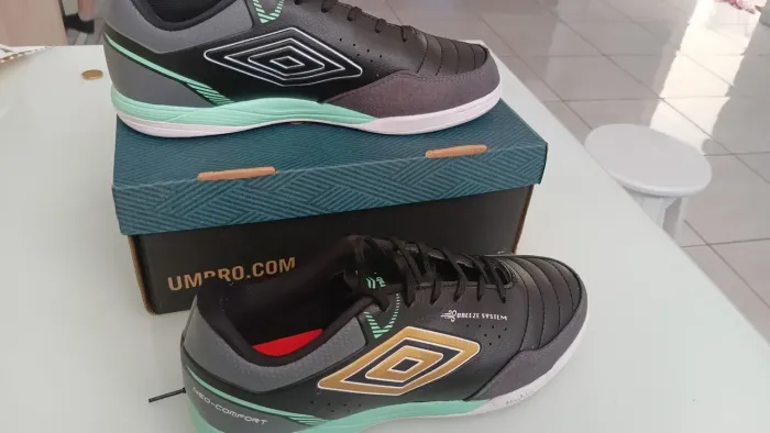UMBRO NEO-COMFORT SEMI NOVA