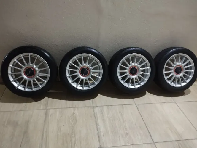 Rodas aro 15 com Pneus