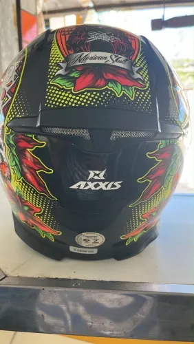 Capacete