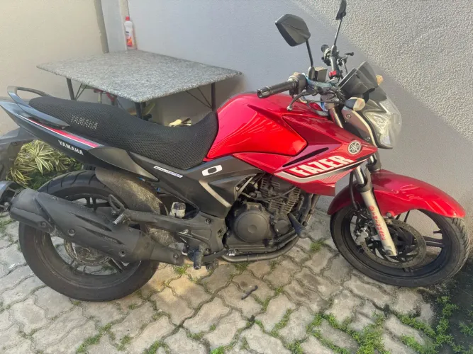 Fazer 250