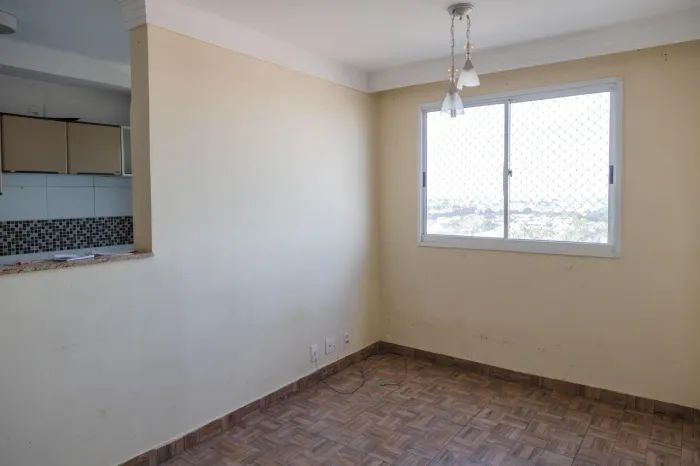 Apartamento com 2 Quarto(s) e 1 banheiro(s) para Alugar, 44 m² por R$ 2000 / Mês