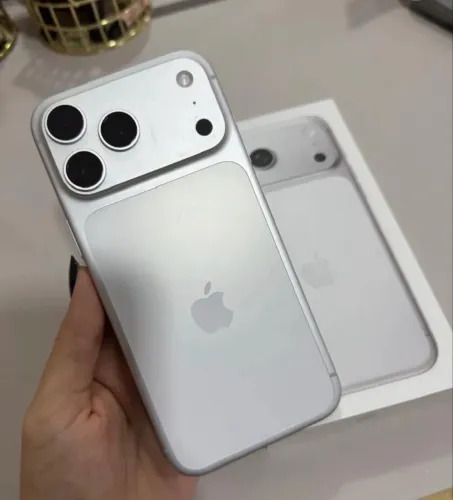 IPHONE 17 PRO MAX 256 PRATA 2 meses de uso