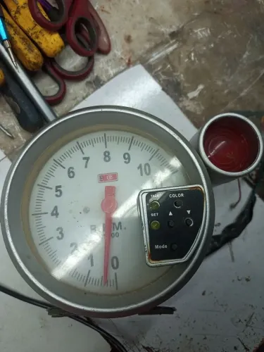 Relógio RPM conta giro universal