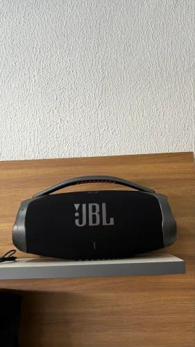 Vendo ou troco jbl bombox ORIGINAL