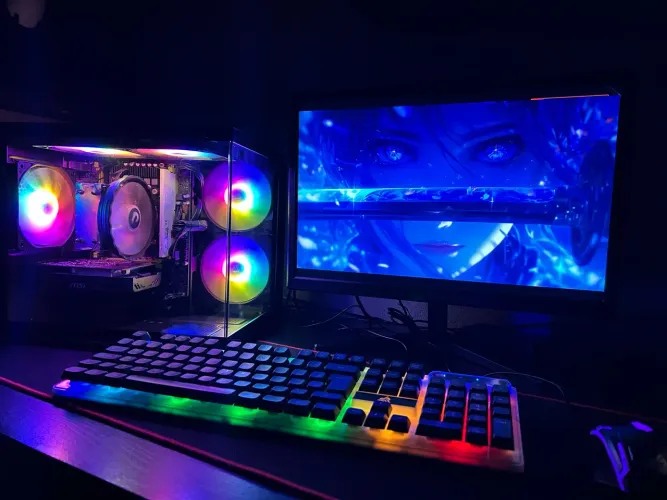 PC Gamer Aquário Xeon E5-2630 v4, 16GB RAM + RX 560 4GB + SSD 480GB + Fonte MSI 550W