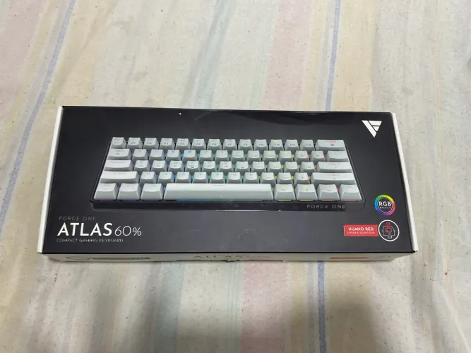 Teclado Mecânico Gamer 60% RGB