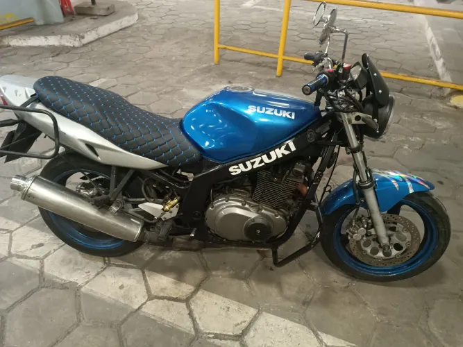 VENDO OU TROCO GS500 2008