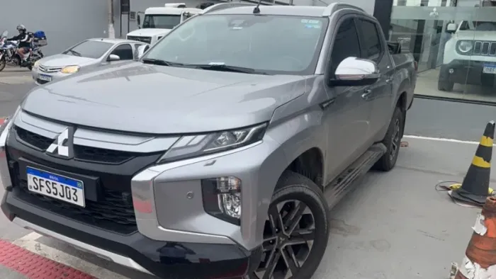 Mitsubishi L200 Triton Sport HPE-S 2.4 CD Dies. AUT 2023